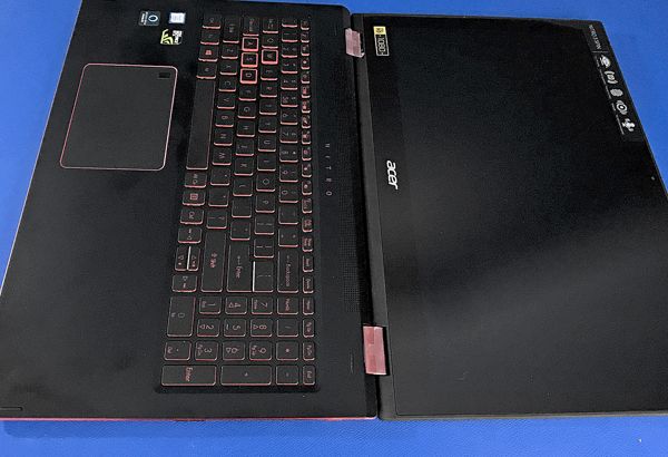 acer_laptop_flat_open