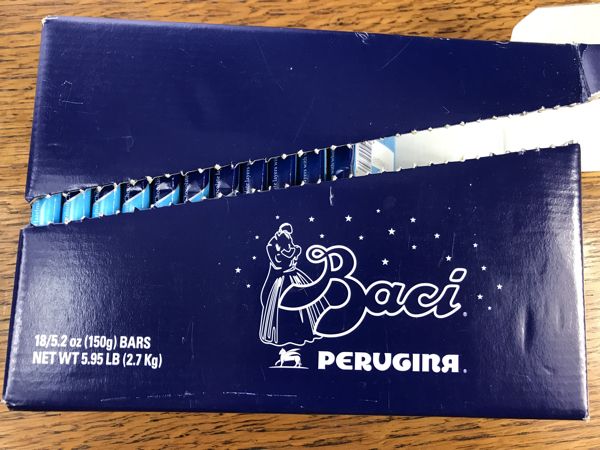 baci_perugina_chocolate_bars_box