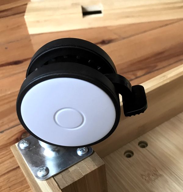 bamboo_cart_wheel_closeup