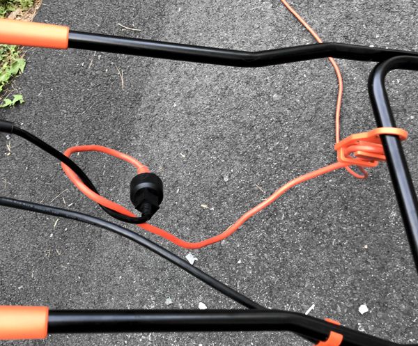 black_decker_electric_mower_cable_management