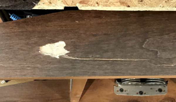 lazeboy_chair_base_damage_gouge