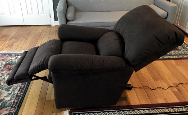 lazeboy_chair_fully_extended