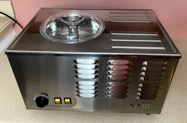 lello_musso_pola_ice_cream_machine