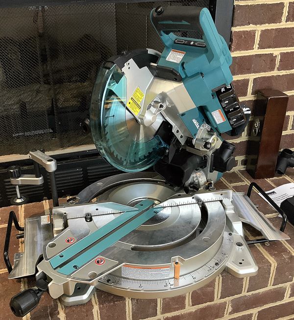 Review: Makita Cordless Miter Saw with Laser