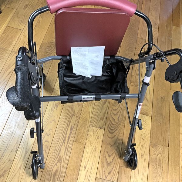 medline_rollator_walker_compartment