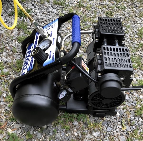 quiet_air_compressor_right