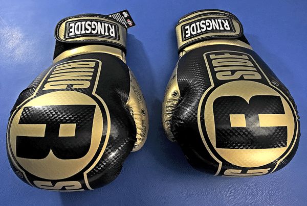 ringside_apex_flash_sparring_gloves