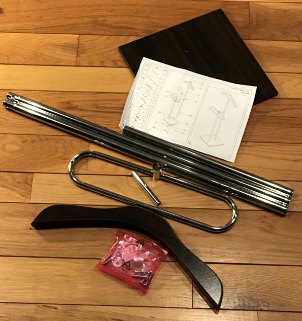 valet_suit_holder_everything_in_the_box