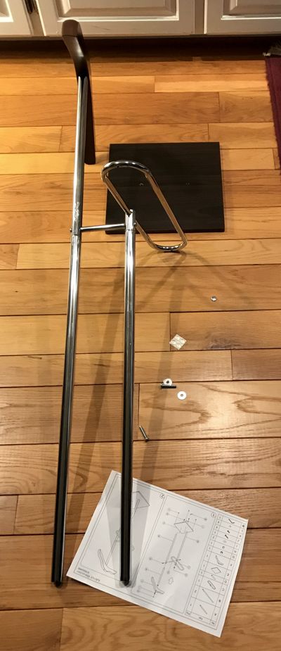 valet_suit_holder_partial_assembly