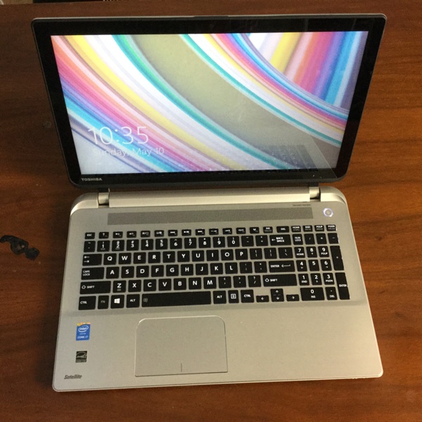 Review: Toshiba Satellite S55T-B5150 15.6-Inch Touchscreen Laptop